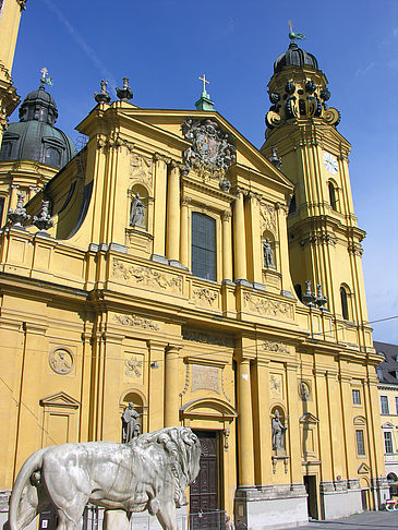 Fotos Theatinerkirche | München