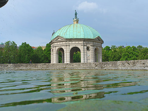 Fotos Brunnen im Hofgarten | München