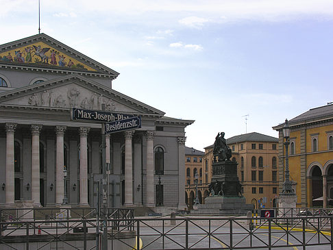 Fotos Max Joseph Platz | München