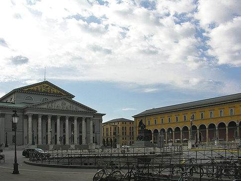 Fotos Max Joseph Platz | München