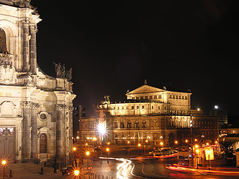 Semperoper bei Nacht - Sachsen (Dresden)