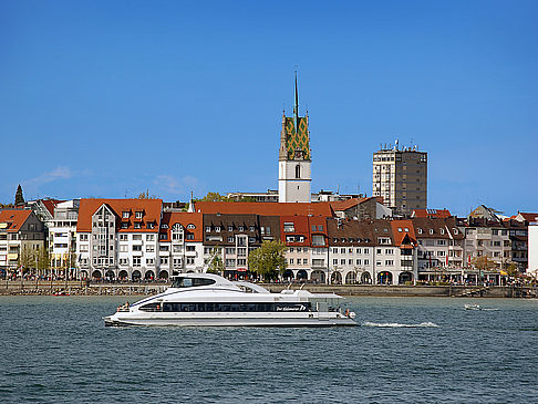 Friedrichshafen Bildansicht Reiseführer  Die Stadt hat 58.000 Einwohner